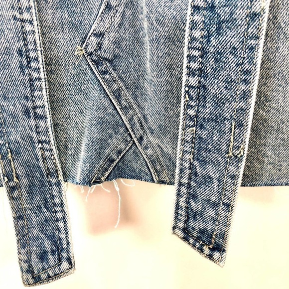 Free People East of Eden Medium Wash Denim Belted Mini Skirt Sizes 26 & 25 NWT - Picture 8 of 13